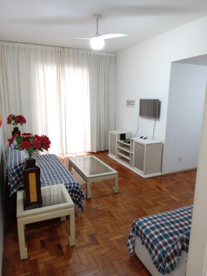Copacabana Uma Quadra Da Praia Рио-де-Жанейро Экстерьер фото